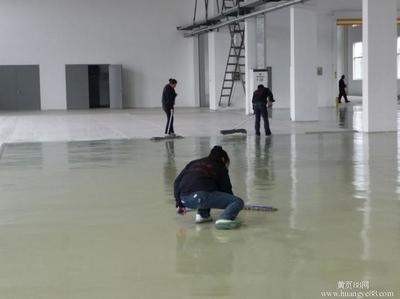 頂天保潔公司 專業清除頑固污跡，守護建筑清潔之美